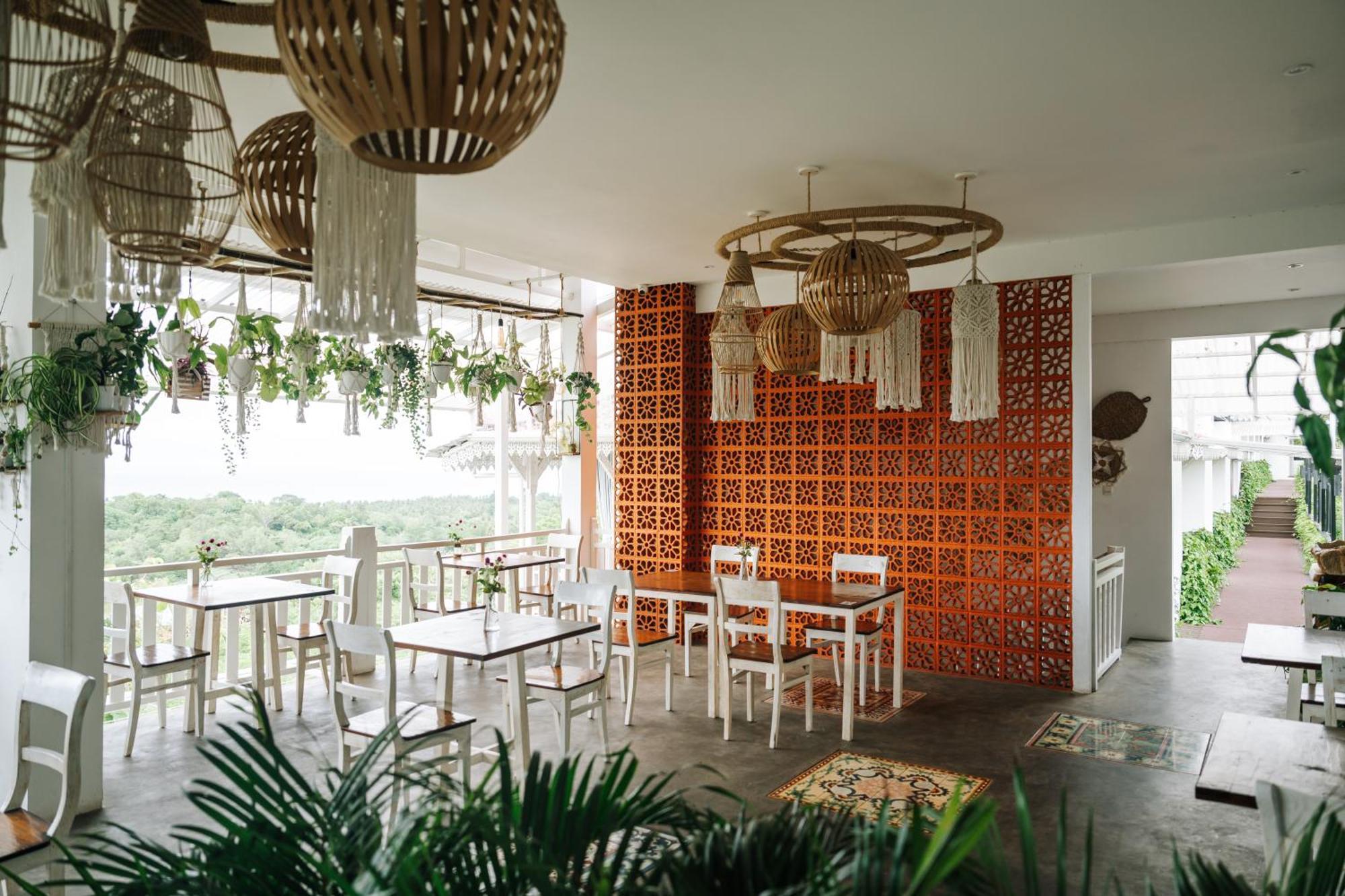 Mambo Hill Resort Ped 외부 사진